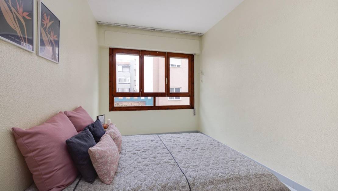 Venta - Apartment - Torrevieja - Estacion de autobuses