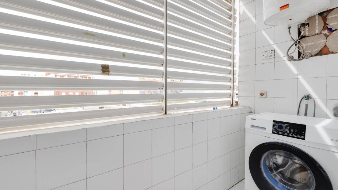 Venta - Apartment - Torrevieja - Estacion de autobuses