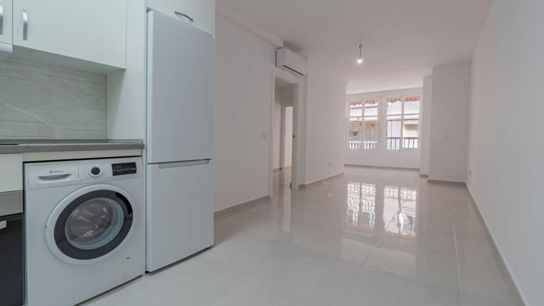 Venta - Apartment - Torrevieja - Estacion de autobuses