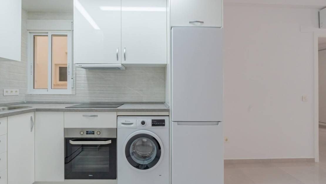 Venta - Apartment - Torrevieja - Estacion de autobuses