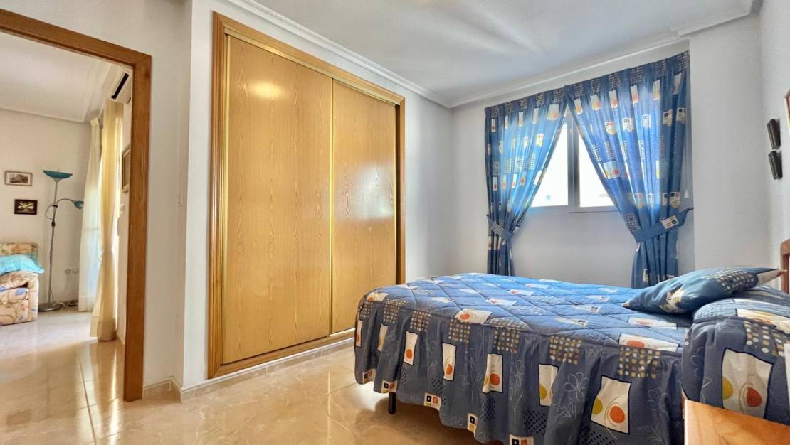Venta - Apartment - Torrevieja - Habaneras