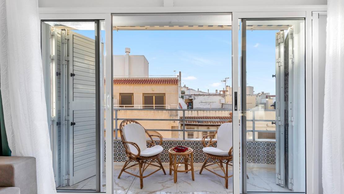 Venta - Apartment - Torrevieja - La Mata pueblo