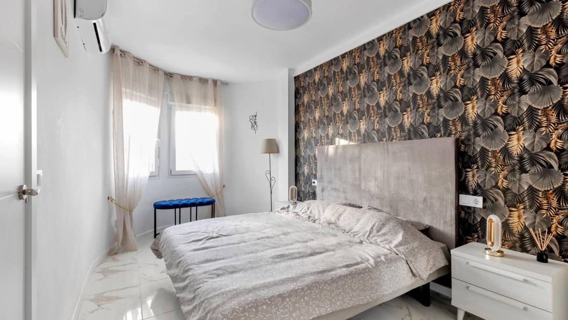 Venta - Apartment - Torrevieja - La Mata pueblo