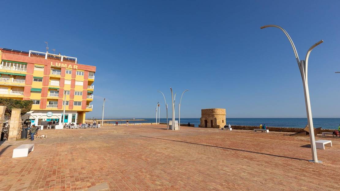 Venta - Apartment - Torrevieja - La Mata pueblo