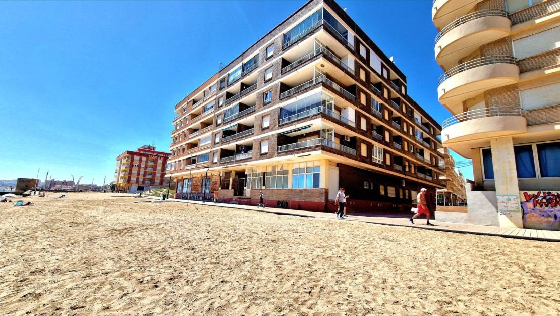 Venta - Apartment - Torrevieja - La Mata