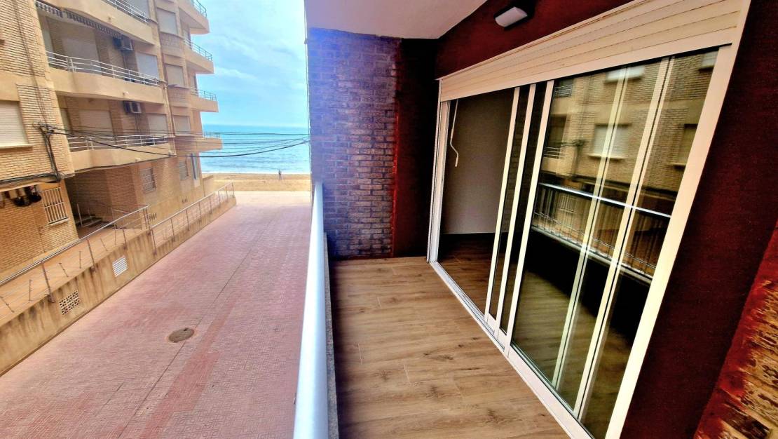 Venta - Apartment - Torrevieja - La Mata