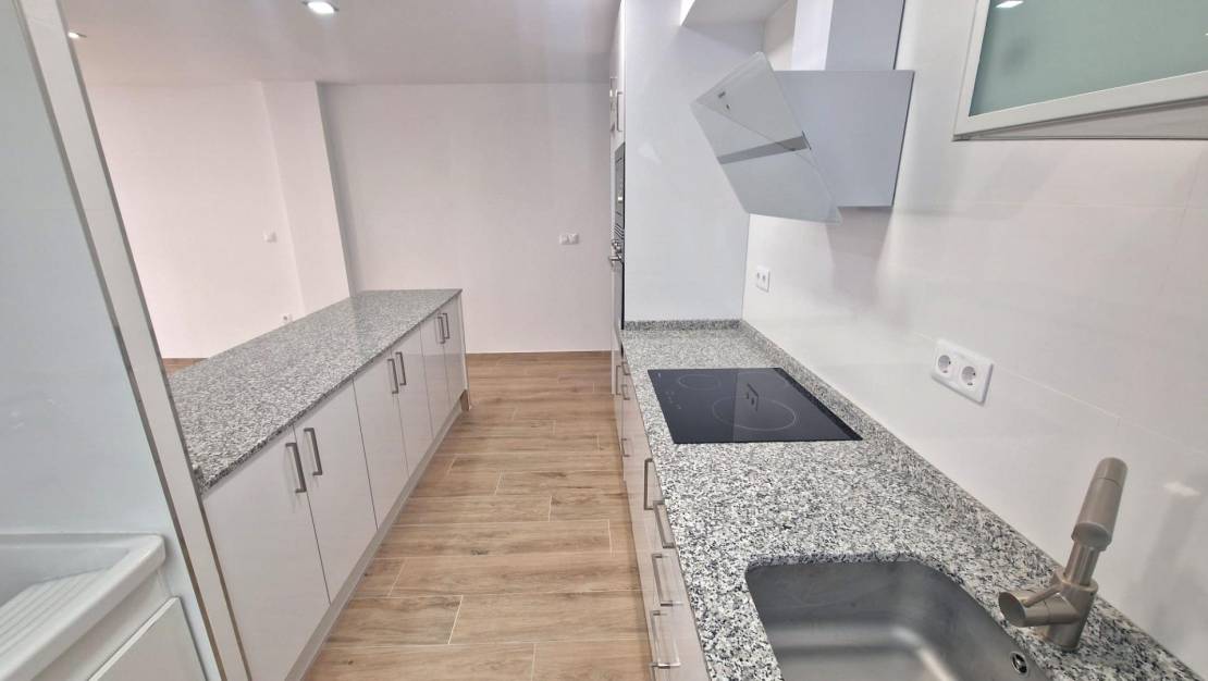 Venta - Apartment - Torrevieja - La Mata