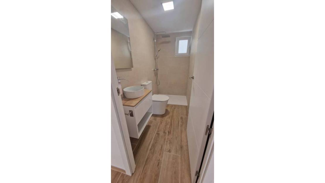 Venta - Apartment - Torrevieja - La Mata