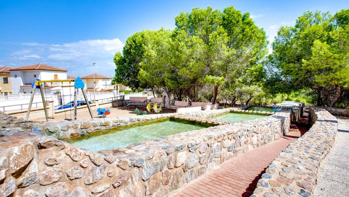 Venta - Apartment - Torrevieja - La Mata