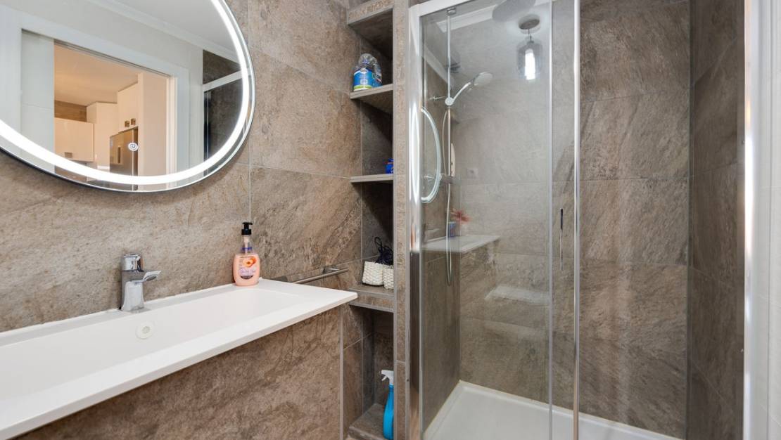 Venta - Apartment - Torrevieja - La Mata