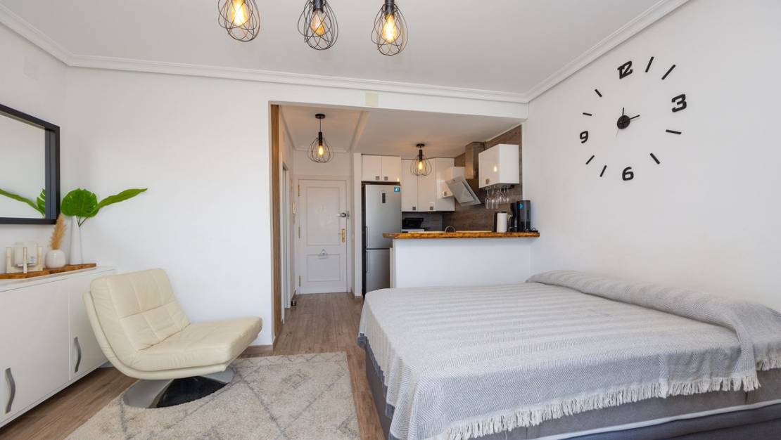 Venta - Apartment - Torrevieja - La Mata