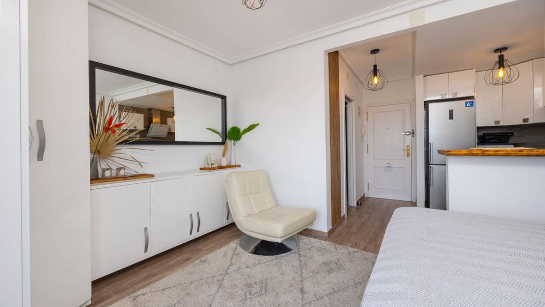 Venta - Apartment - Torrevieja - La Mata