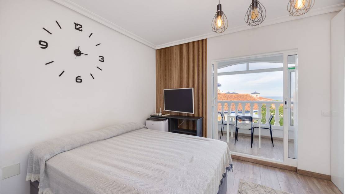 Venta - Apartment - Torrevieja - La Mata