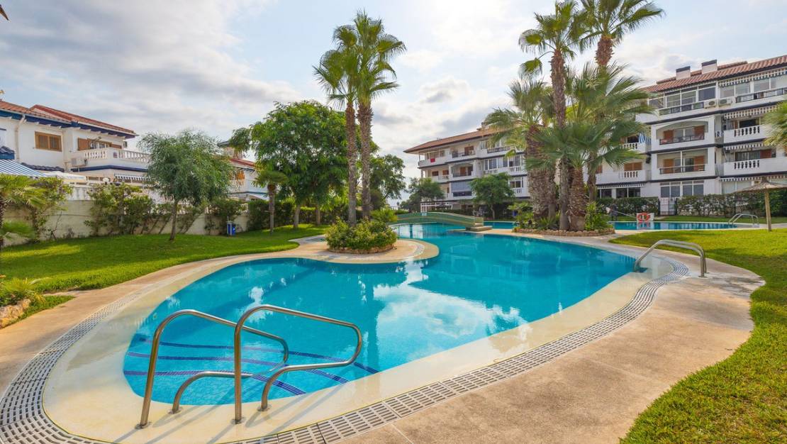 Venta - Apartment - Torrevieja - La Mata