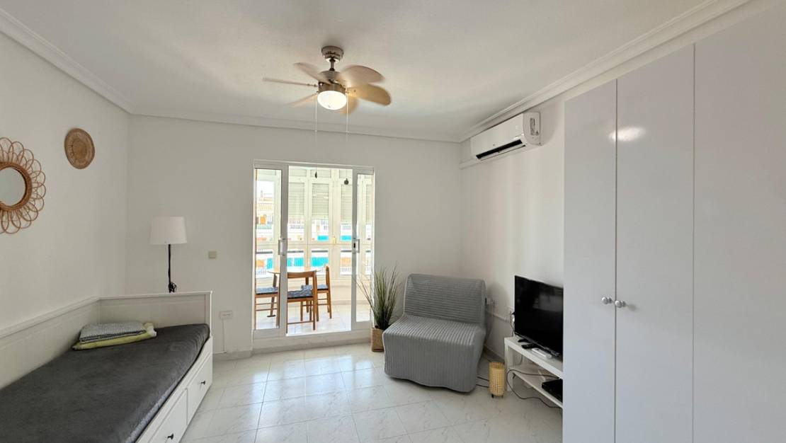 Venta - Apartment - Torrevieja - La Mata