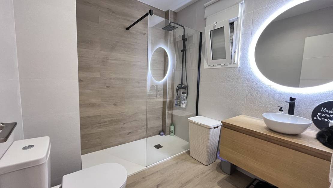 Venta - Apartment - Torrevieja - La Mata