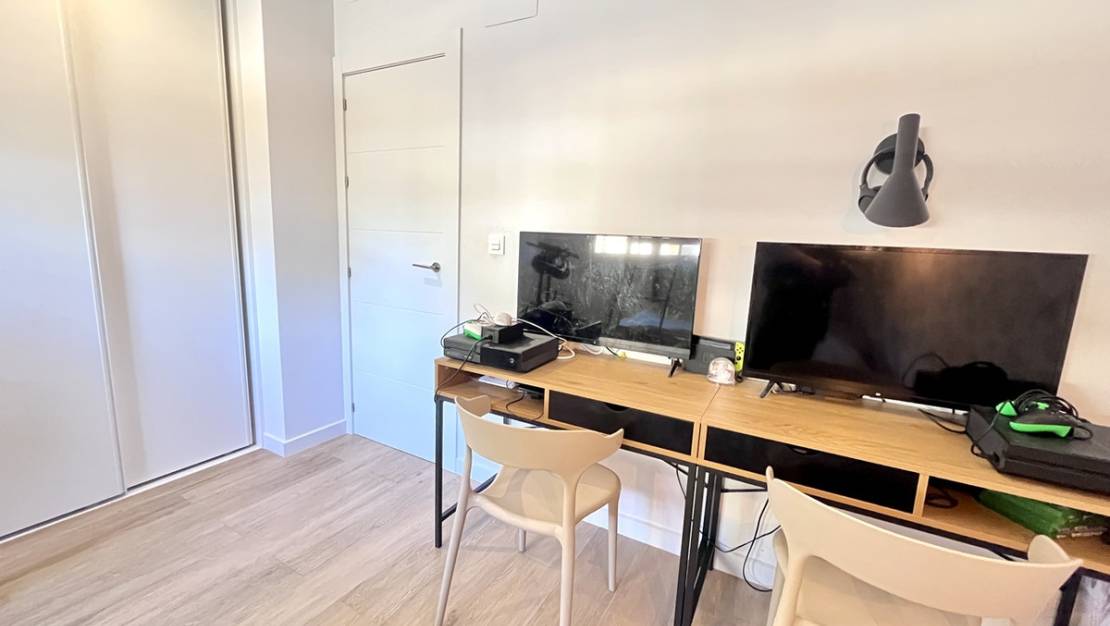 Venta - Apartment - Torrevieja - La Mata