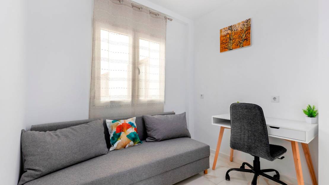 Venta - Apartment - Torrevieja - La Mata