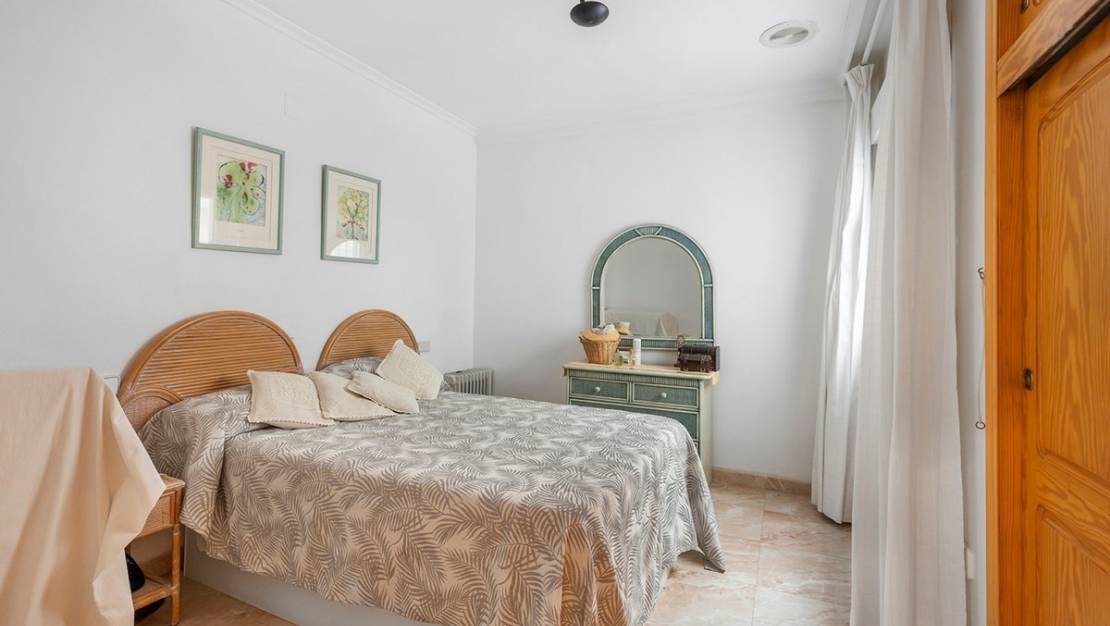 Venta - Apartment - Torrevieja - La Mata