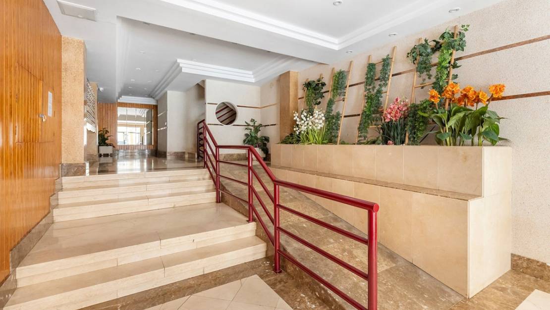 Venta - Apartment - Torrevieja - La Mata