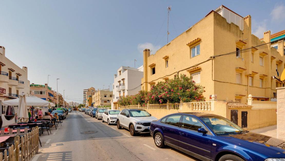 Venta - Apartment - Torrevieja - La Mata