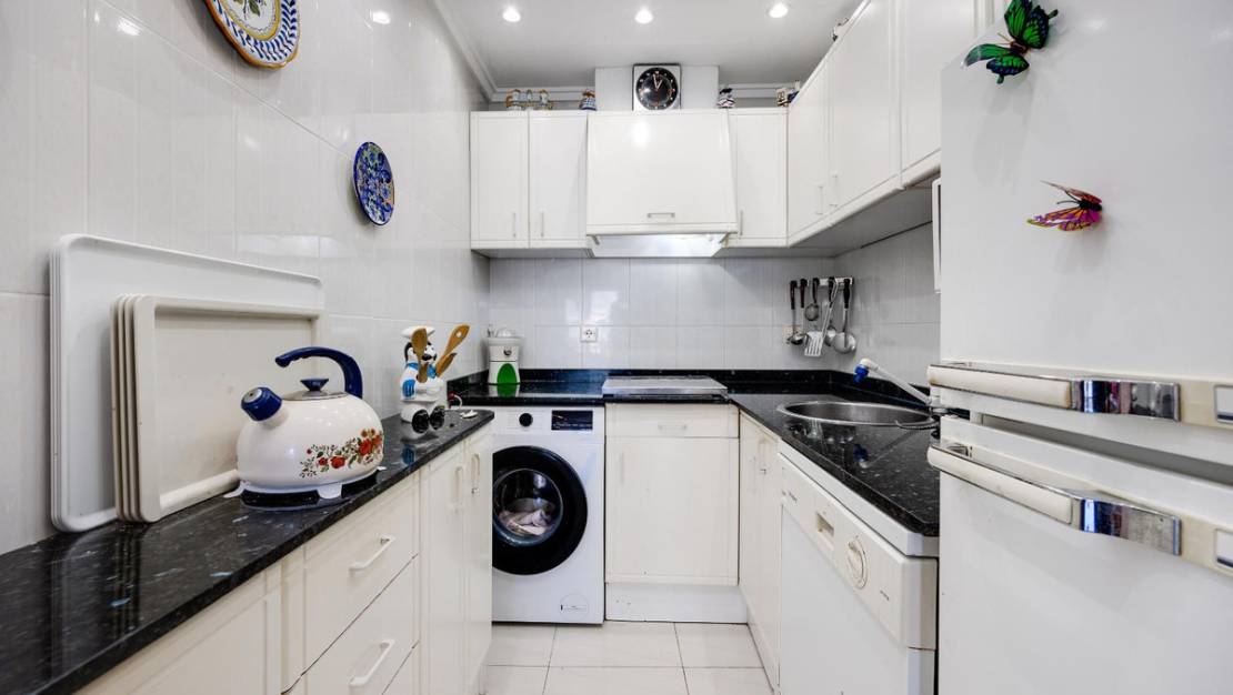 Venta - Apartment - Torrevieja - La Mata