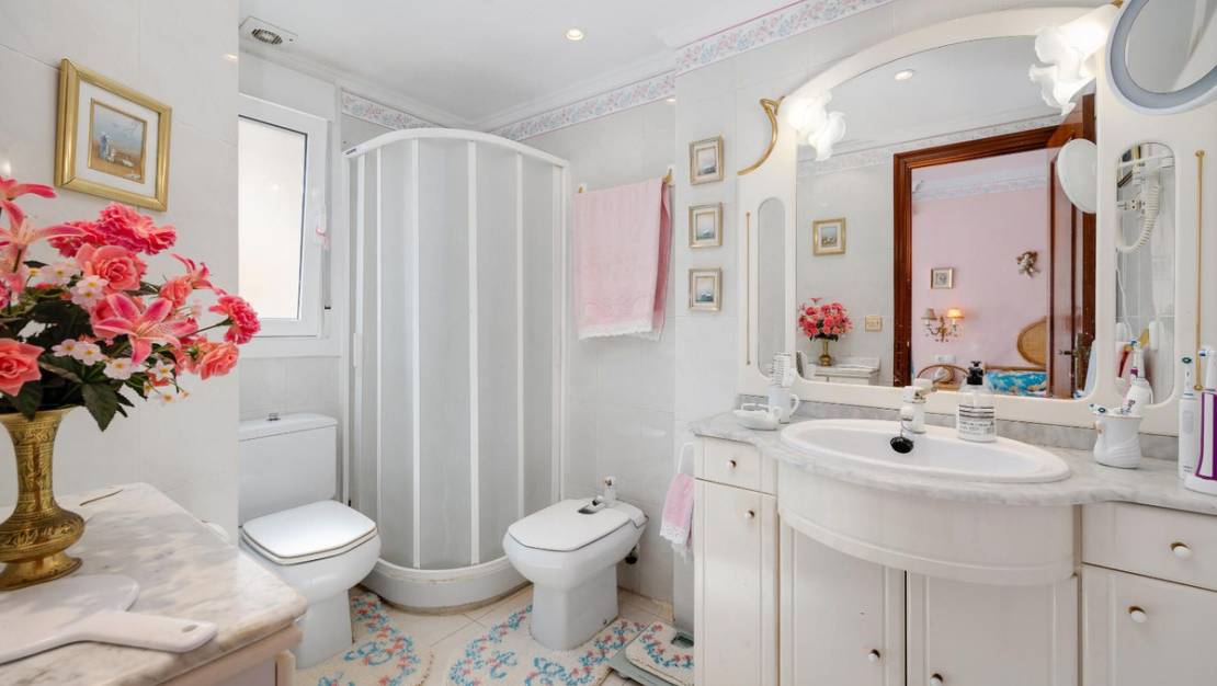 Venta - Apartment - Torrevieja - La Mata