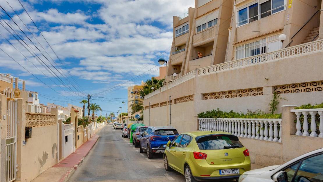 Venta - Apartment - Torrevieja - La Mata