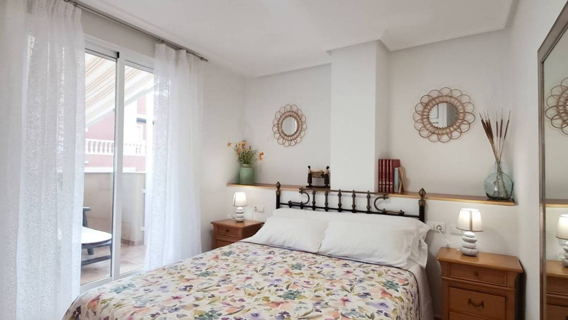 Venta - Apartment - Torrevieja - La Mata