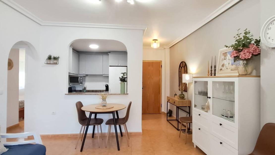 Venta - Apartment - Torrevieja - La Mata