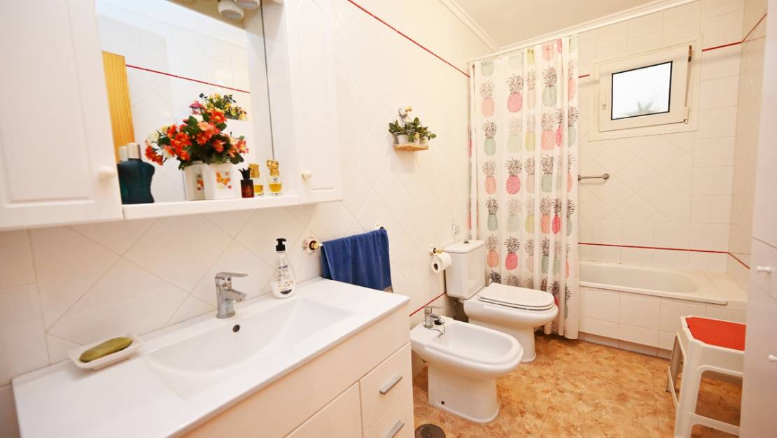 Venta - Apartment - Torrevieja - La Mata