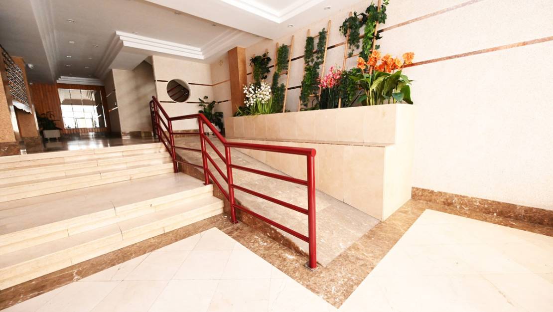 Venta - Apartment - Torrevieja - La Mata