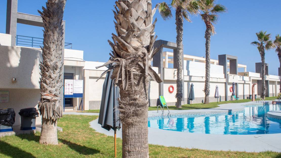 Venta - Apartment - Torrevieja - La Mata