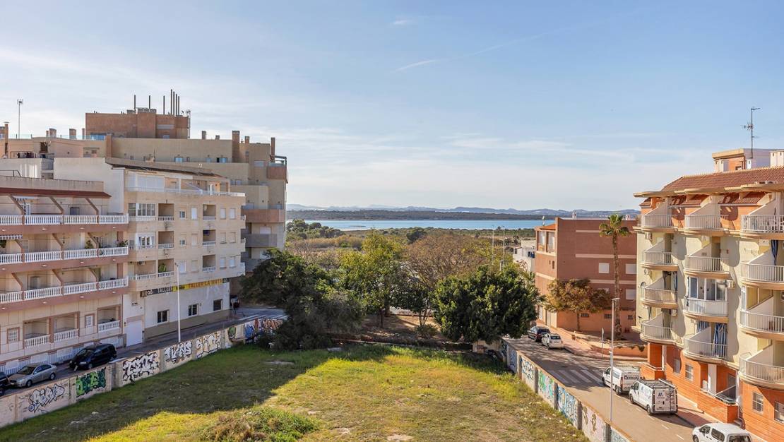 Venta - Apartment - Torrevieja - La Mata
