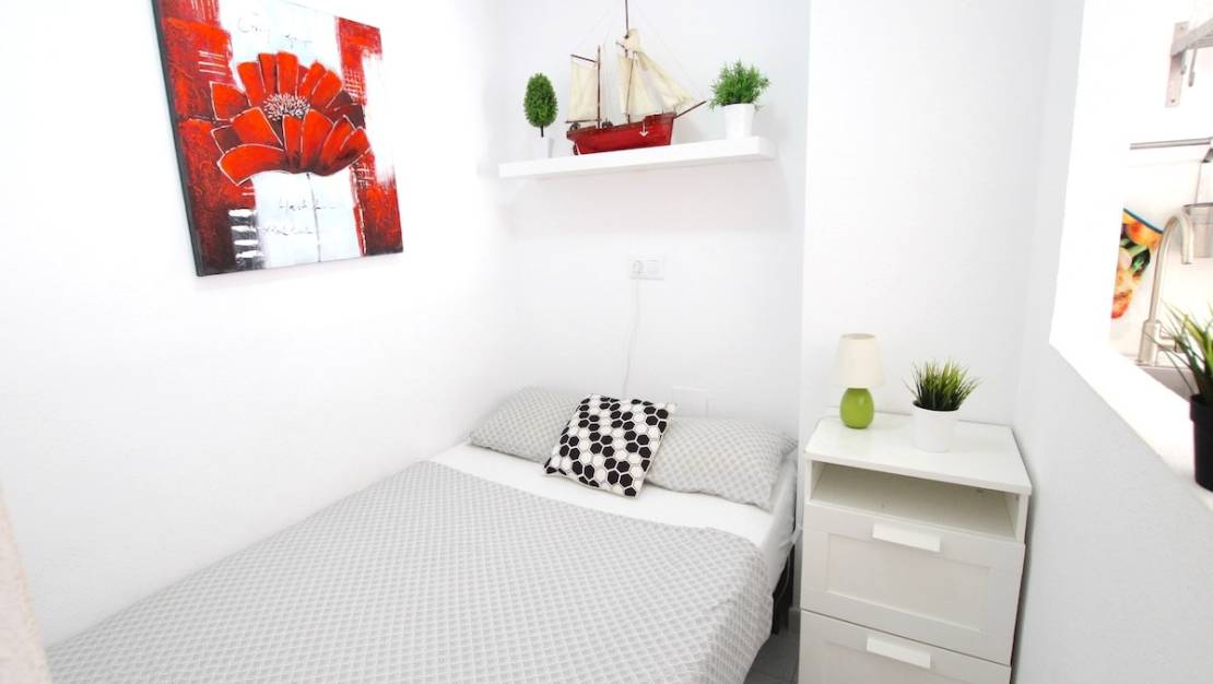 Venta - Apartment - Torrevieja - La Mata