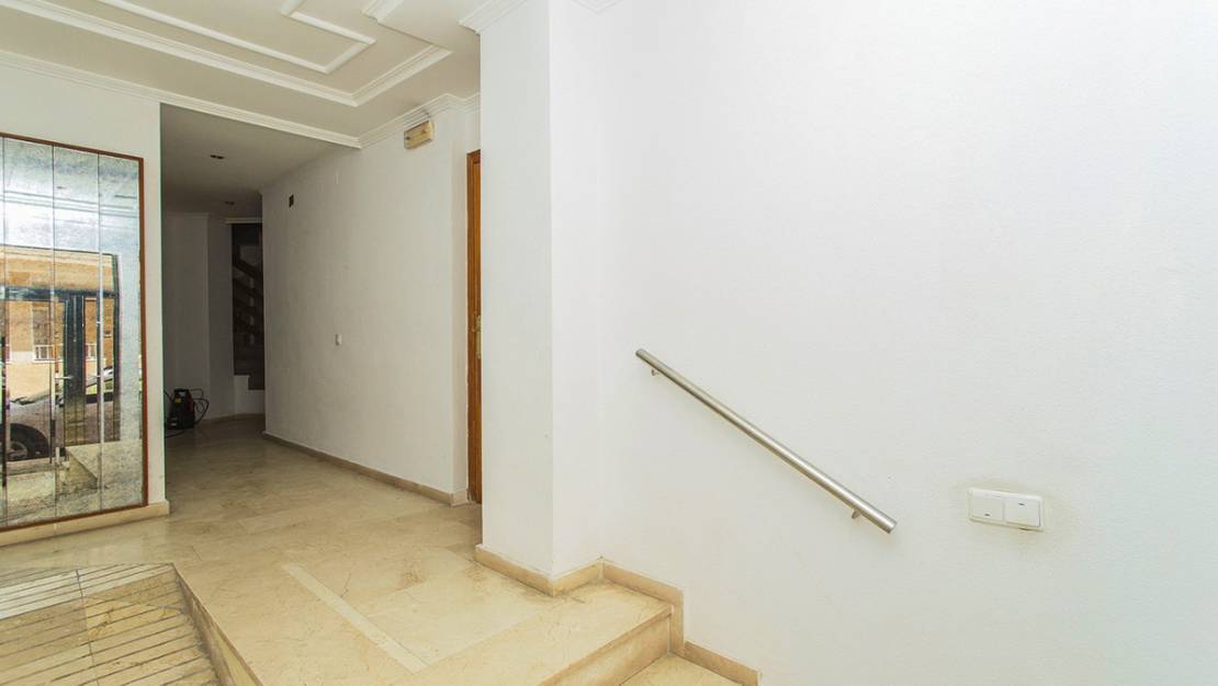 Venta - Apartment - Torrevieja - La Mata