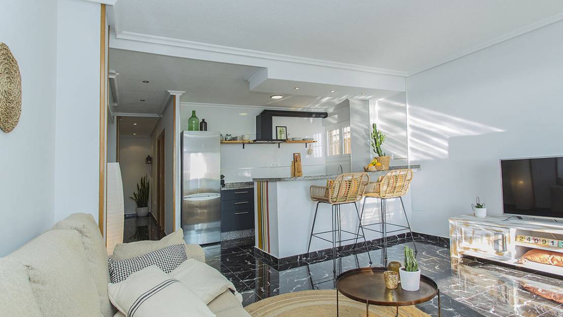 Venta - Apartment - Torrevieja - La Mata