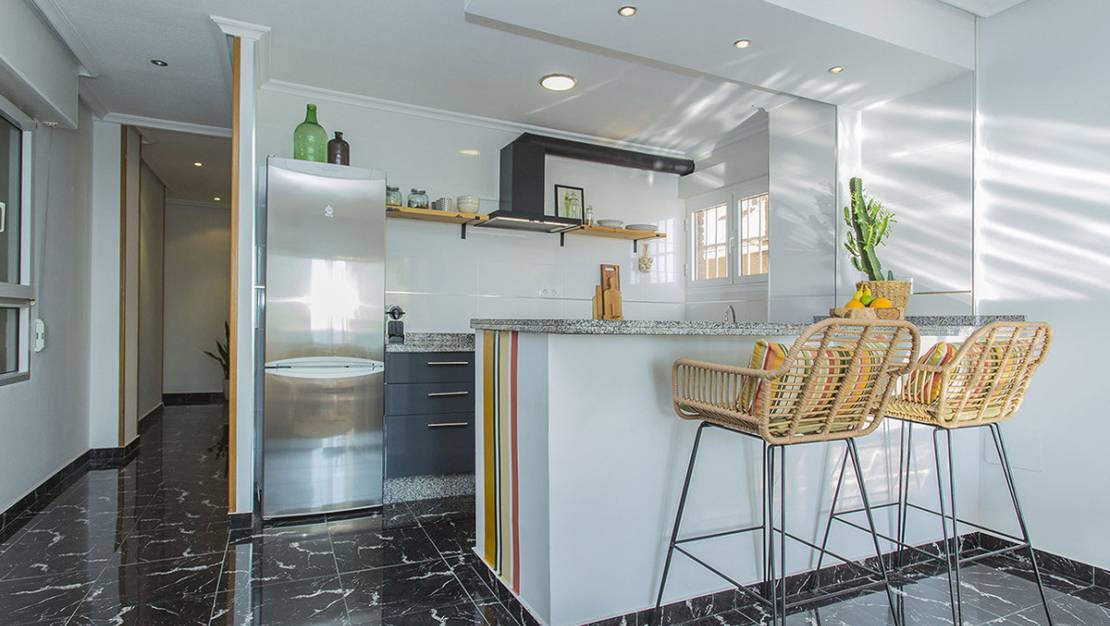 Venta - Apartment - Torrevieja - La Mata