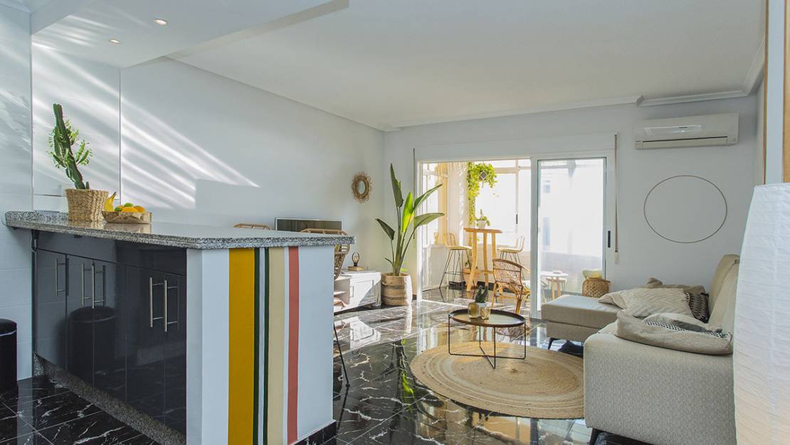 Venta - Apartment - Torrevieja - La Mata