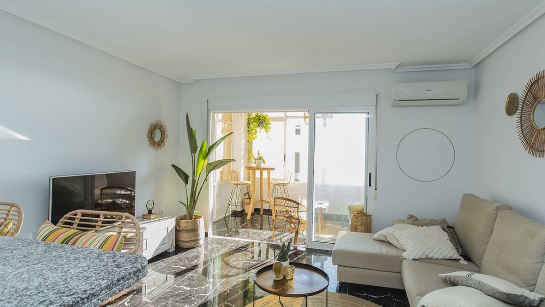 Venta - Apartment - Torrevieja - La Mata