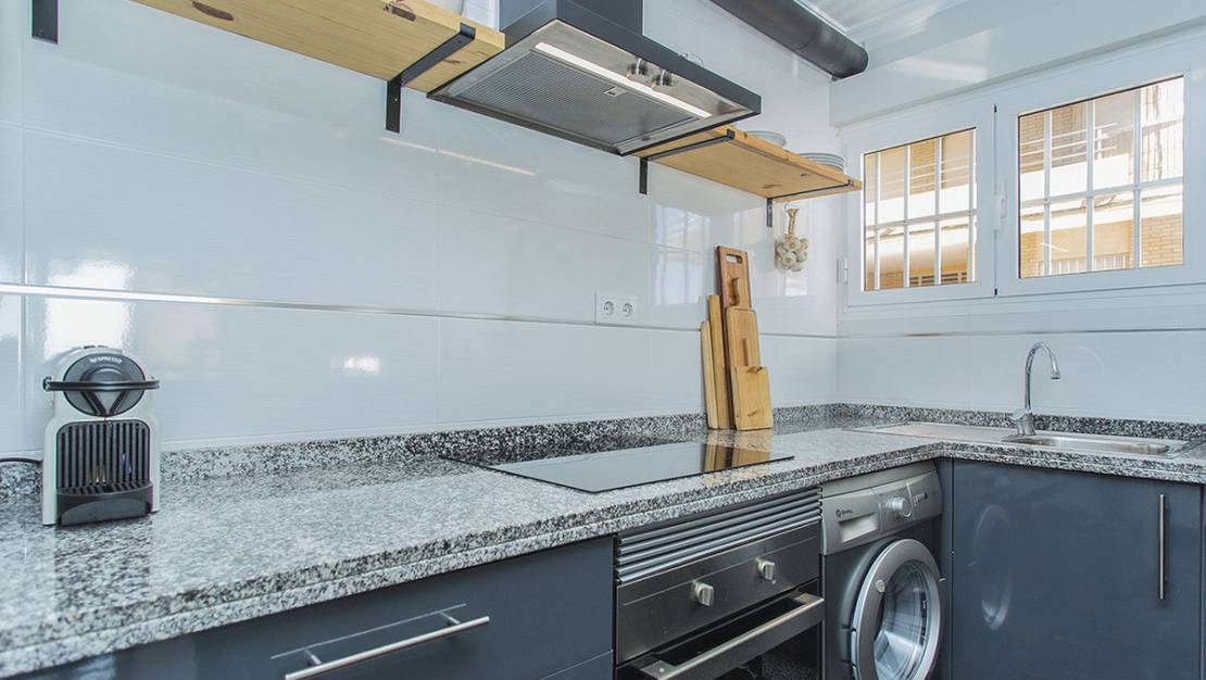 Venta - Apartment - Torrevieja - La Mata