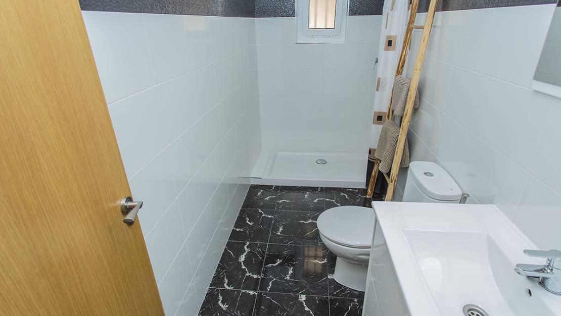 Venta - Apartment - Torrevieja - La Mata