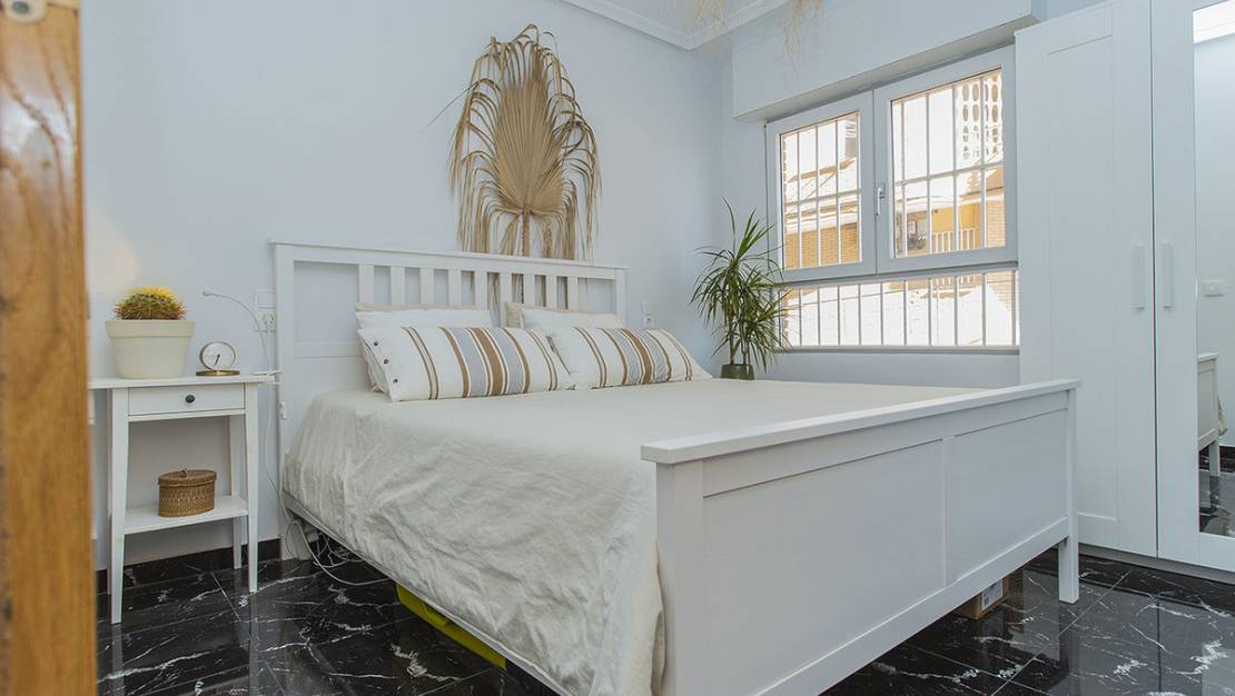 Venta - Apartment - Torrevieja - La Mata