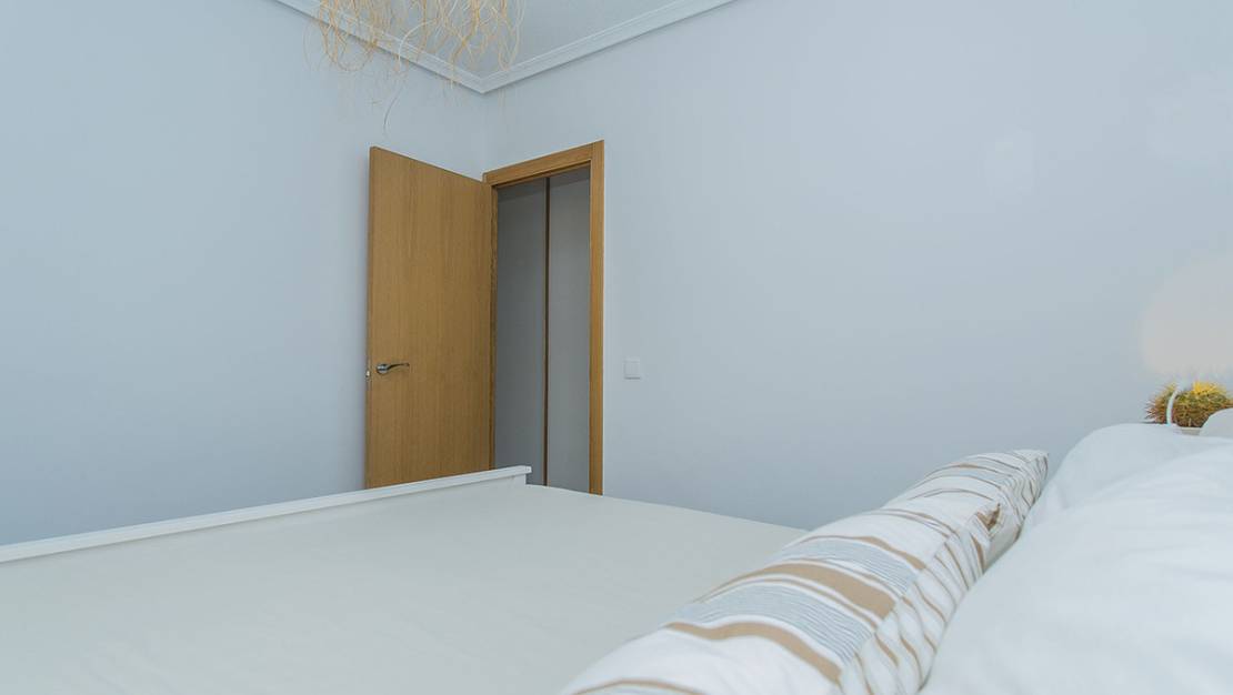 Venta - Apartment - Torrevieja - La Mata