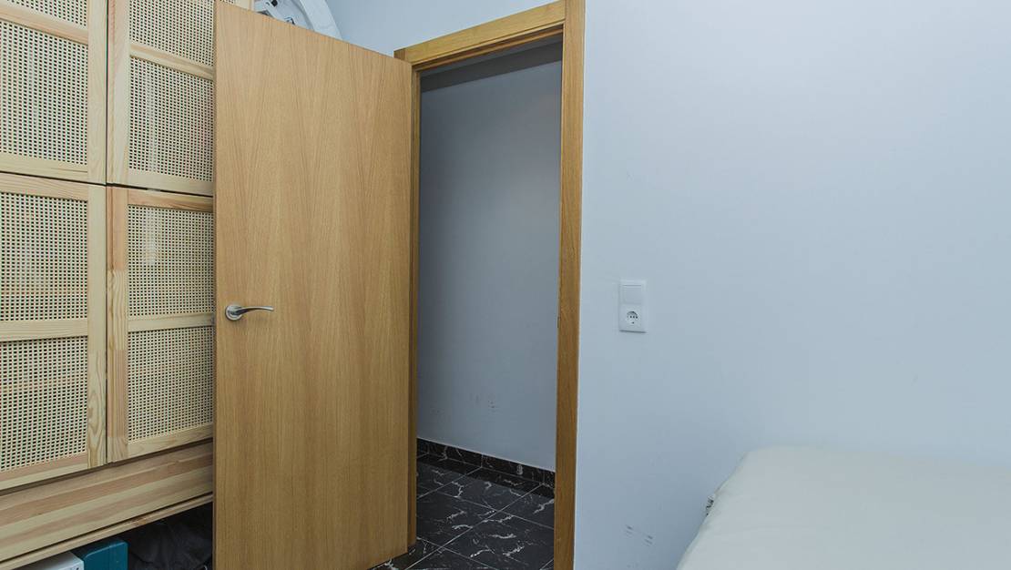 Venta - Apartment - Torrevieja - La Mata