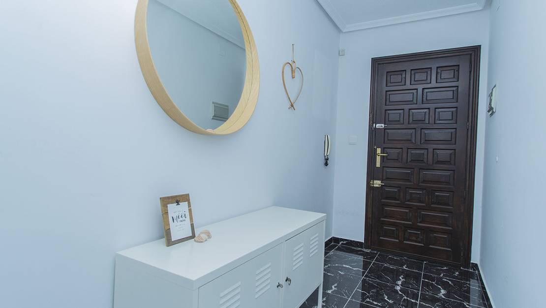 Venta - Apartment - Torrevieja - La Mata