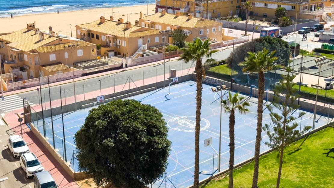 Venta - Apartment - Torrevieja - La Mata