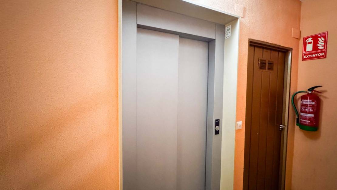 Venta - Apartment - Torrevieja - La Mata