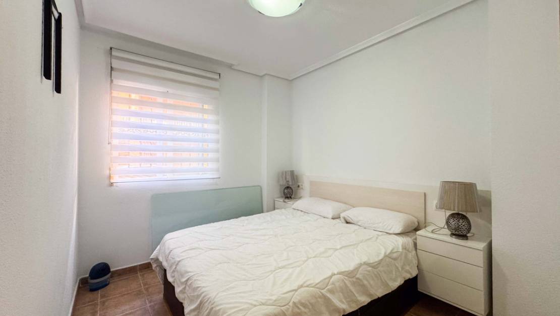 Venta - Apartment - Torrevieja - La Mata