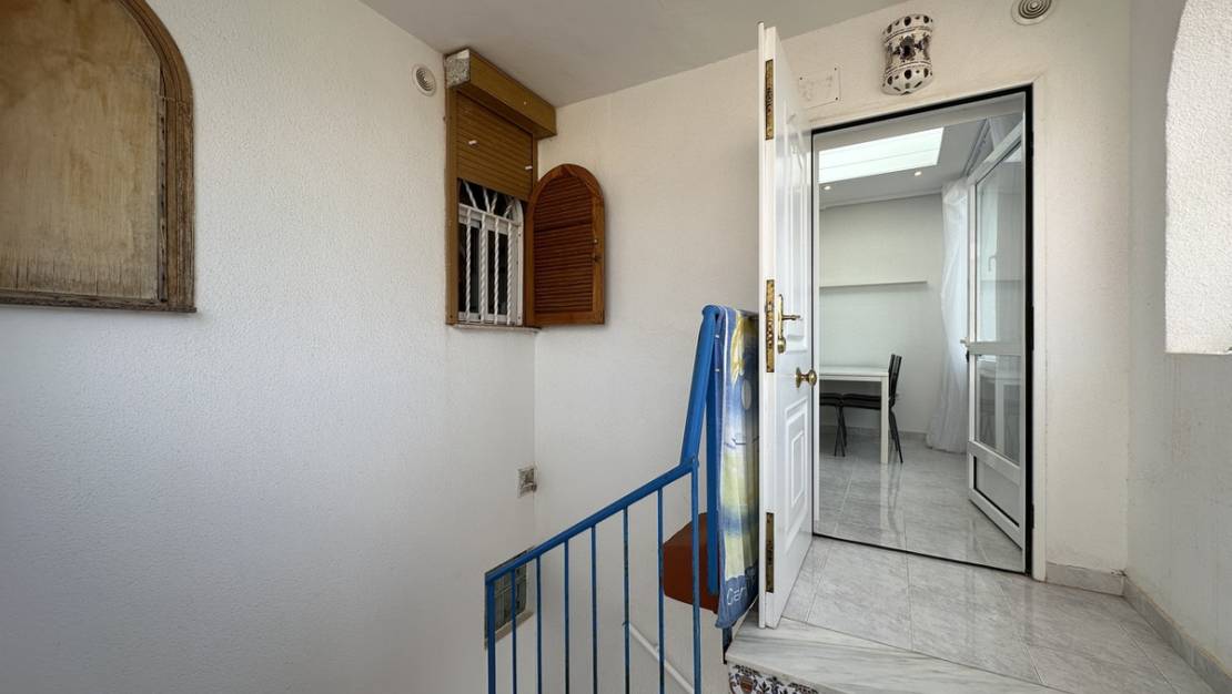 Venta - Apartment - Torrevieja - La Mata